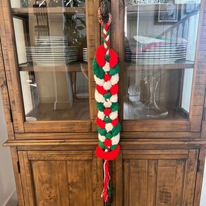Vintage Christmas Holiday Crochet Braid Decor Door Hanging‎ Red Green White